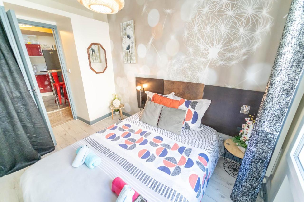 Appart Cosy Hypercentre Blois 5Mn Chateau Parking Voiture Velos Buitenkant foto